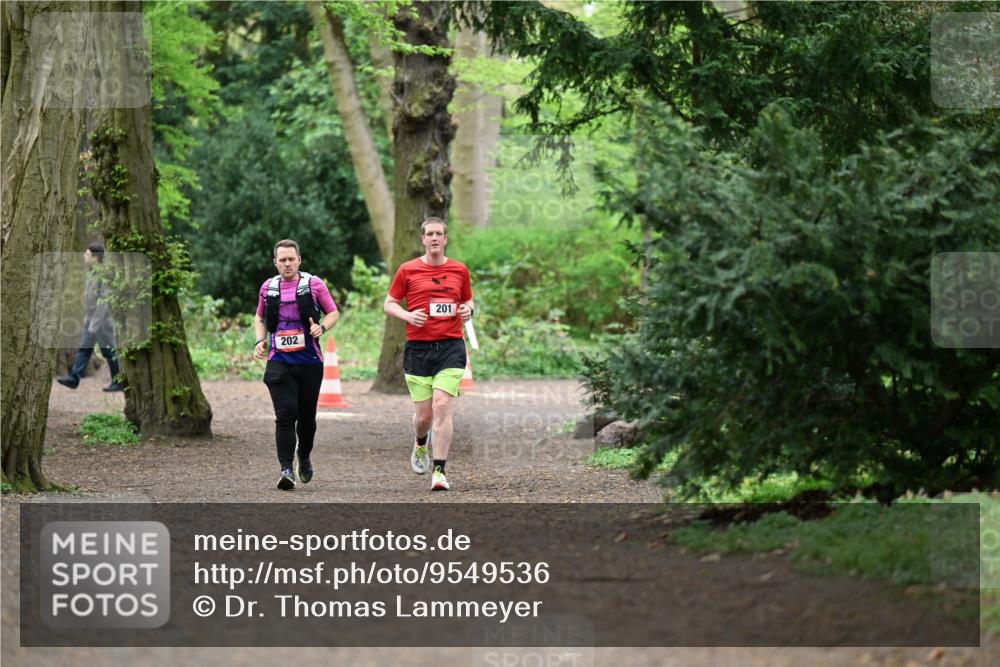 19.04.2026 - Hammer Lauf Dr. Thomas Lammeyer http://msf.ph/oto/9549536 19.04.2026 11:36:35 Laufen 202, 201 meine-sportfotos.de