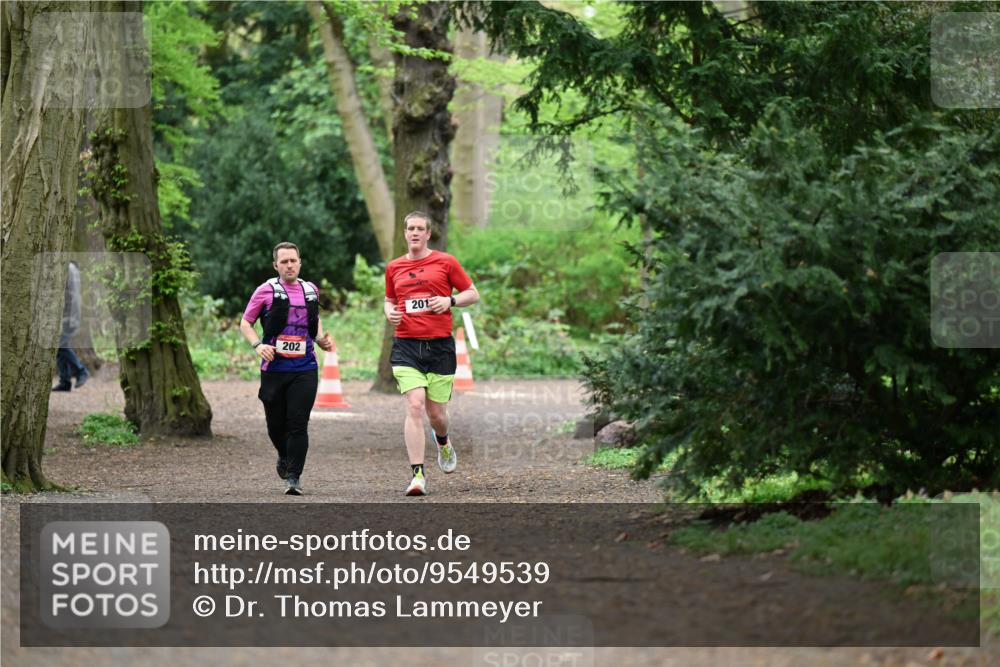 19.04.2026 - Hammer Lauf Dr. Thomas Lammeyer http://msf.ph/oto/9549539 19.04.2026 11:36:35 Laufen 202, 201 meine-sportfotos.de