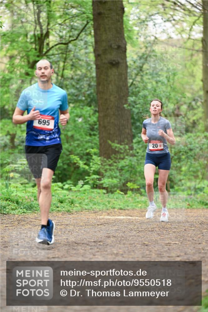 19.04.2026 - Hammer Lauf Dr. Thomas Lammeyer http://msf.ph/oto/9550518 19.04.2026 11:50:45 Laufen 695 meine-sportfotos.de
