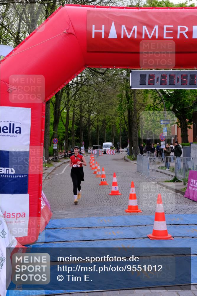 19.04.2026 - Hammer Lauf Tim E. http://msf.ph/oto/9551012 19.04.2026 13:37:59 Ziel 433 meine-sportfotos.de