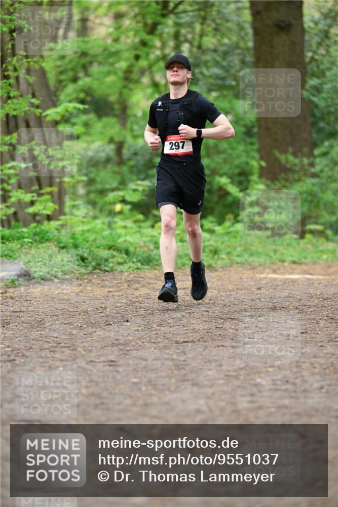 19.04.2026 - Hammer Lauf Dr. Thomas Lammeyer http://msf.ph/oto/9551037 19.04.2026 11:56:06 Laufen 297 meine-sportfotos.de