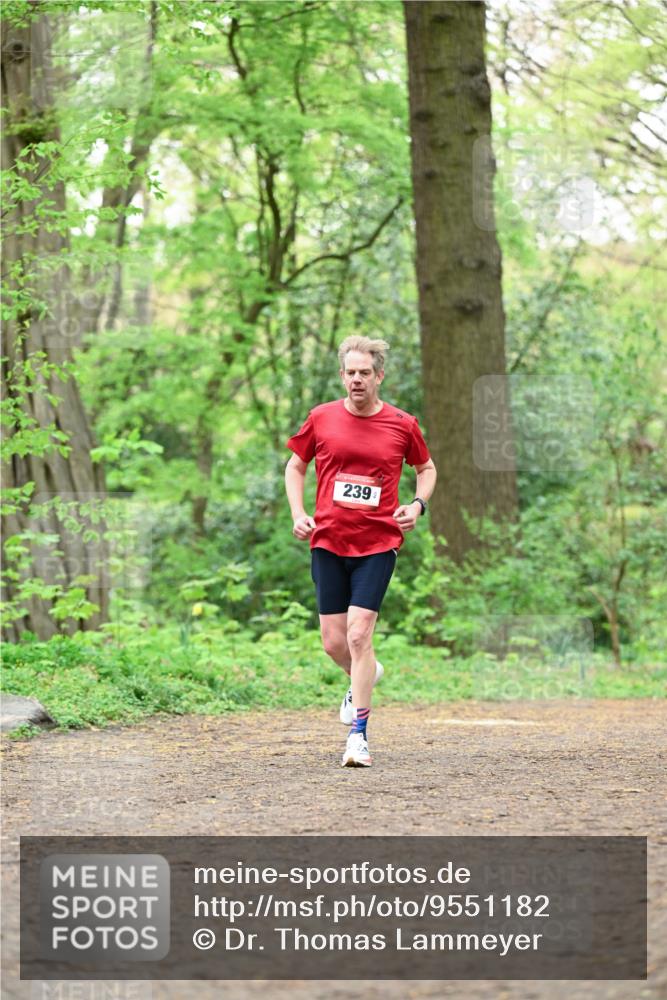 19.04.2026 - Hammer Lauf Dr. Thomas Lammeyer http://msf.ph/oto/9551182 19.04.2026 11:57:38 Laufen 239 meine-sportfotos.de