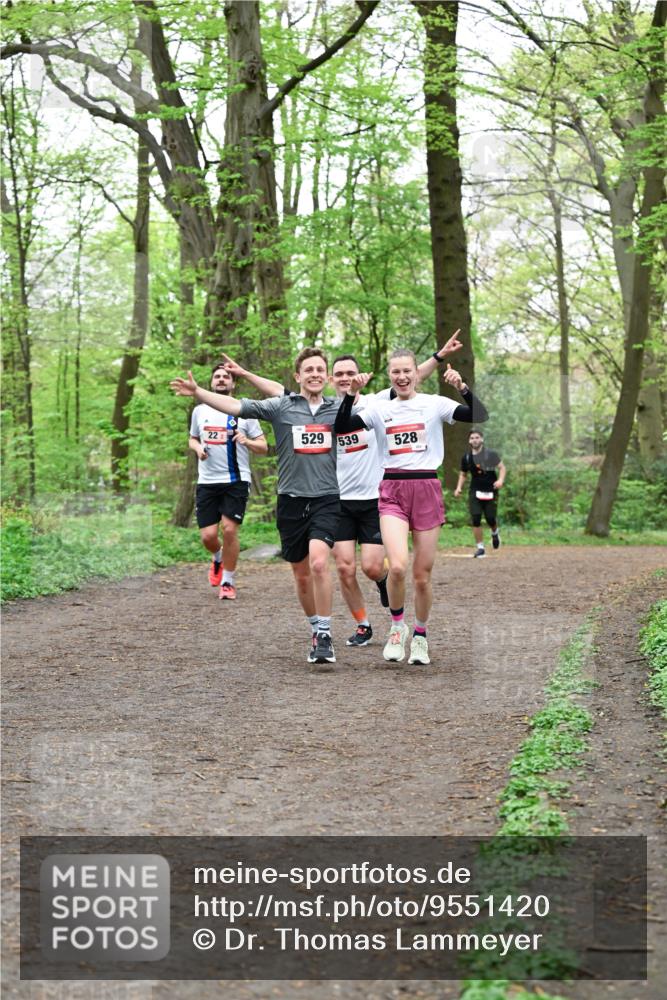 19.04.2026 - Hammer Lauf Dr. Thomas Lammeyer http://msf.ph/oto/9551420 19.04.2026 11:59:28 Laufen 529, 539, 528 meine-sportfotos.de