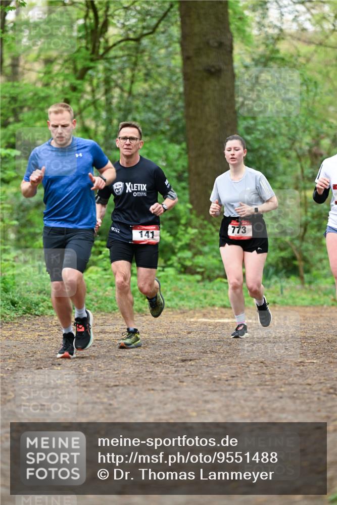 19.04.2026 - Hammer Lauf Dr. Thomas Lammeyer http://msf.ph/oto/9551488 19.04.2026 12:00:30 Laufen 057, 141, 773 meine-sportfotos.de