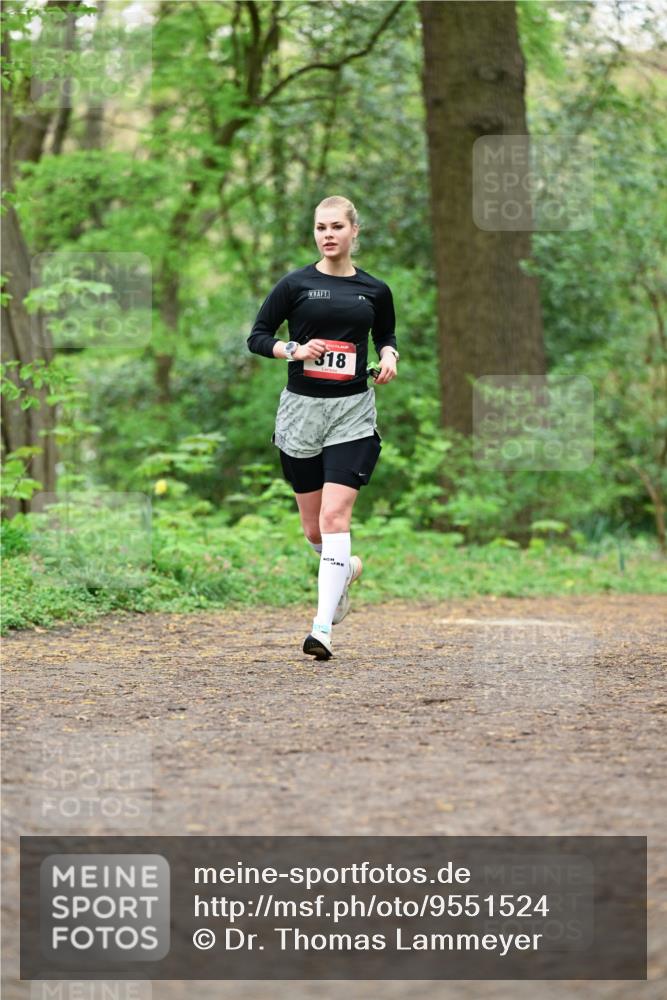19.04.2026 - Hammer Lauf Dr. Thomas Lammeyer http://msf.ph/oto/9551524 19.04.2026 12:00:51 Laufen 318 meine-sportfotos.de