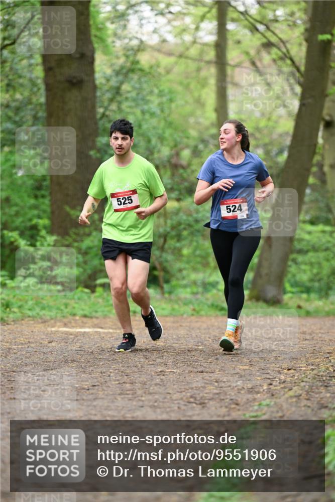 19.04.2026 - Hammer Lauf Dr. Thomas Lammeyer http://msf.ph/oto/9551906 19.04.2026 12:03:11 Laufen 525, 524 meine-sportfotos.de