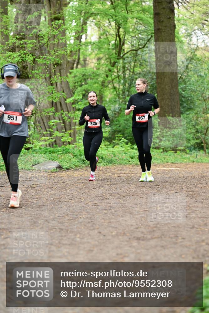19.04.2026 - Hammer Lauf Dr. Thomas Lammeyer http://msf.ph/oto/9552308 19.04.2026 12:05:36 Laufen 951, 825, 467 meine-sportfotos.de