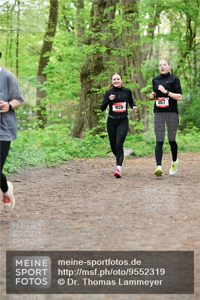 19.04.2026 - Hammer Lauf Dr. Thomas Lammeyer http://msf.ph/oto/9552319 19.04.2026 12:05:38 Laufen 825, 467 meine-sportfotos.de