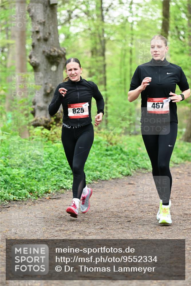 19.04.2026 - Hammer Lauf Dr. Thomas Lammeyer http://msf.ph/oto/9552334 19.04.2026 12:05:41 Laufen 161, 825, 467, 160 meine-sportfotos.de