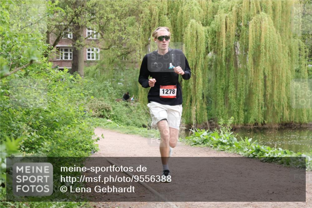 19.04.2026 - Hammer Lauf Lena Gebhardt http://msf.ph/oto/9556388 19.04.2026 11:47:41 Laufen 16, 1278 meine-sportfotos.de