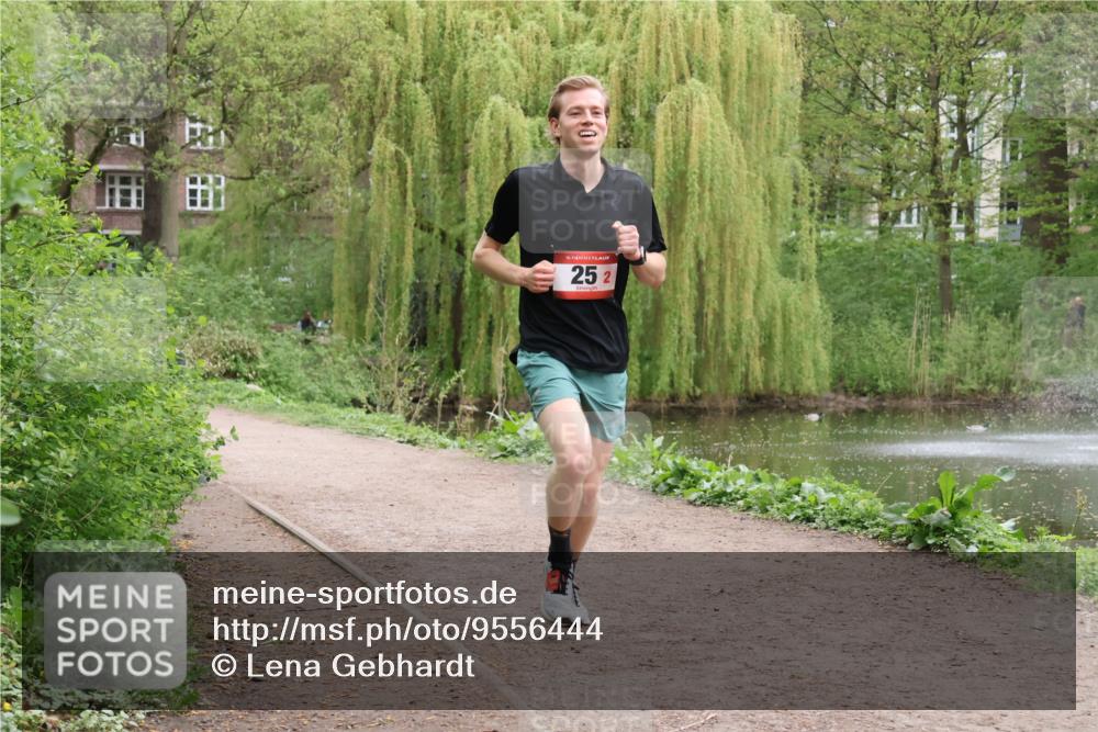 19.04.2026 - Hammer Lauf Lena Gebhardt http://msf.ph/oto/9556444 19.04.2026 11:49:42 Laufen 16, 25, 2 meine-sportfotos.de