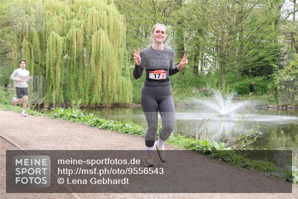 19.04.2026 - Hammer Lauf Lena Gebhardt http://msf.ph/oto/9556543 19.04.2026 11:51:27 Laufen 323, 172 meine-sportfotos.de