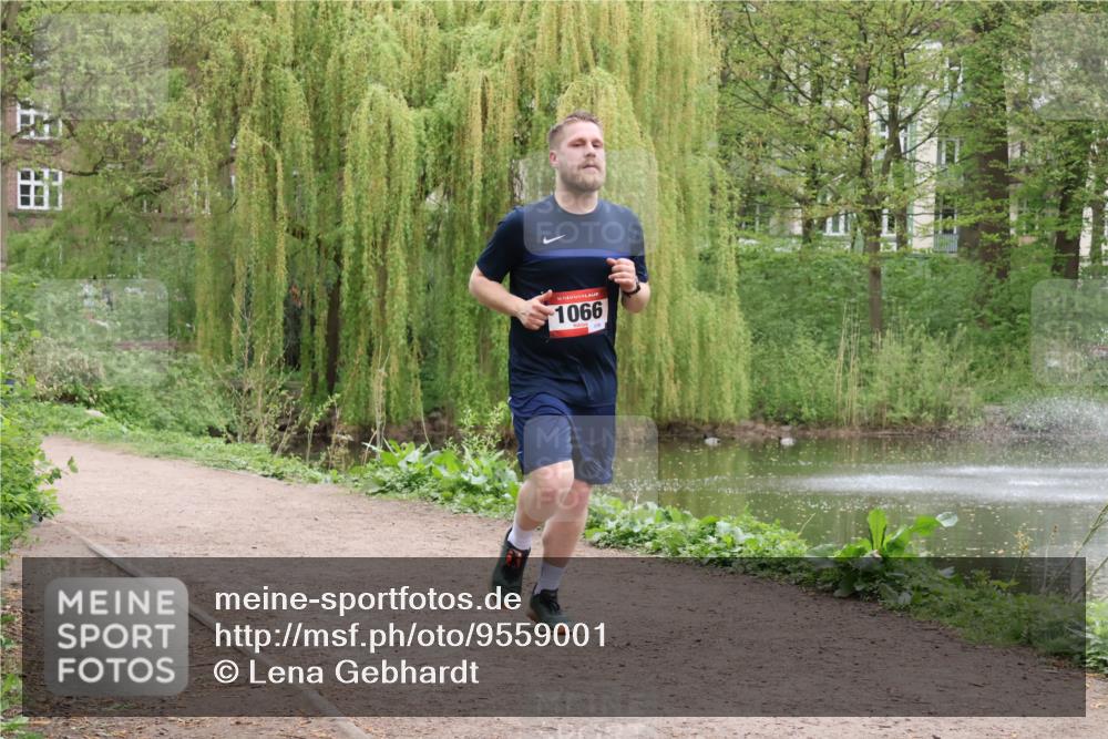 19.04.2026 - Hammer Lauf Lena Gebhardt http://msf.ph/oto/9559001 19.04.2026 12:00:36 Laufen 16, 1066 meine-sportfotos.de