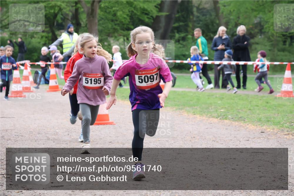 19.04.2026 - Hammer Lauf Lena Gebhardt http://msf.ph/oto/9561740 19.04.2026 09:01:04 Laufen 3052, 16, 5195, 16, 5097 meine-sportfotos.de