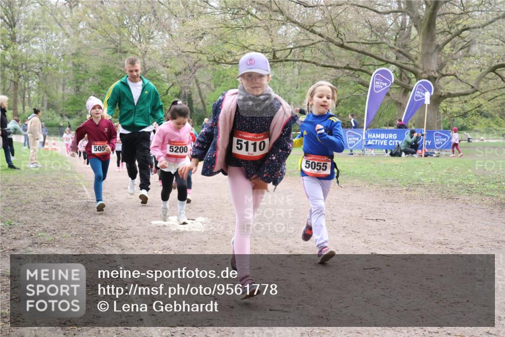19.04.2026 - Hammer Lauf Lena Gebhardt http://msf.ph/oto/9561778 19.04.2026 09:01:19 Laufen 505, 5200, 16, 5110, 5055 meine-sportfotos.de