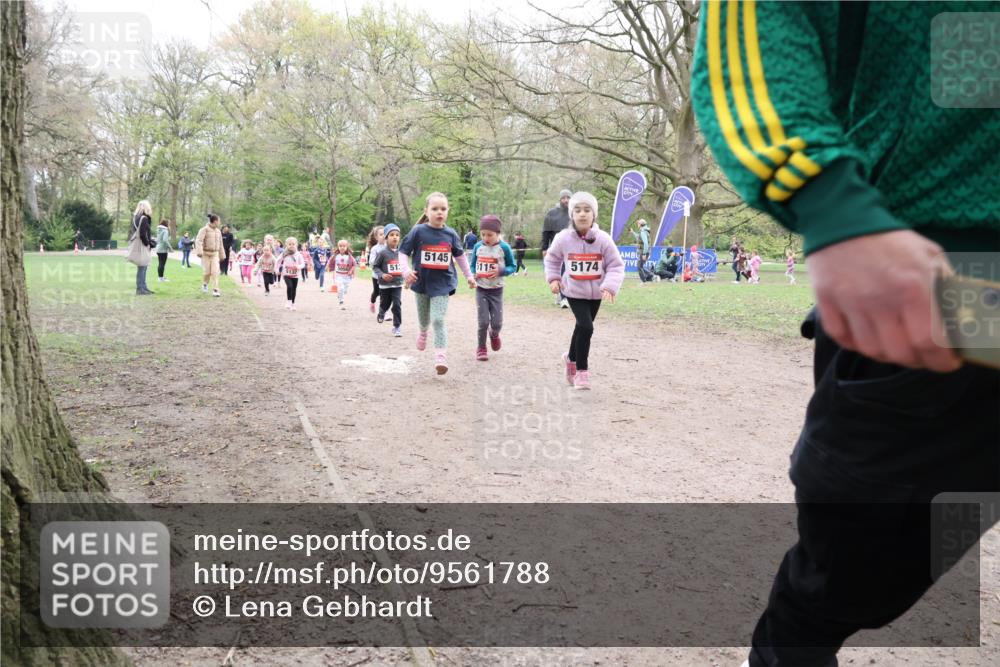 19.04.2026 - Hammer Lauf Lena Gebhardt http://msf.ph/oto/9561788 19.04.2026 09:01:21 Laufen 5145, 513, 115, 5174 meine-sportfotos.de