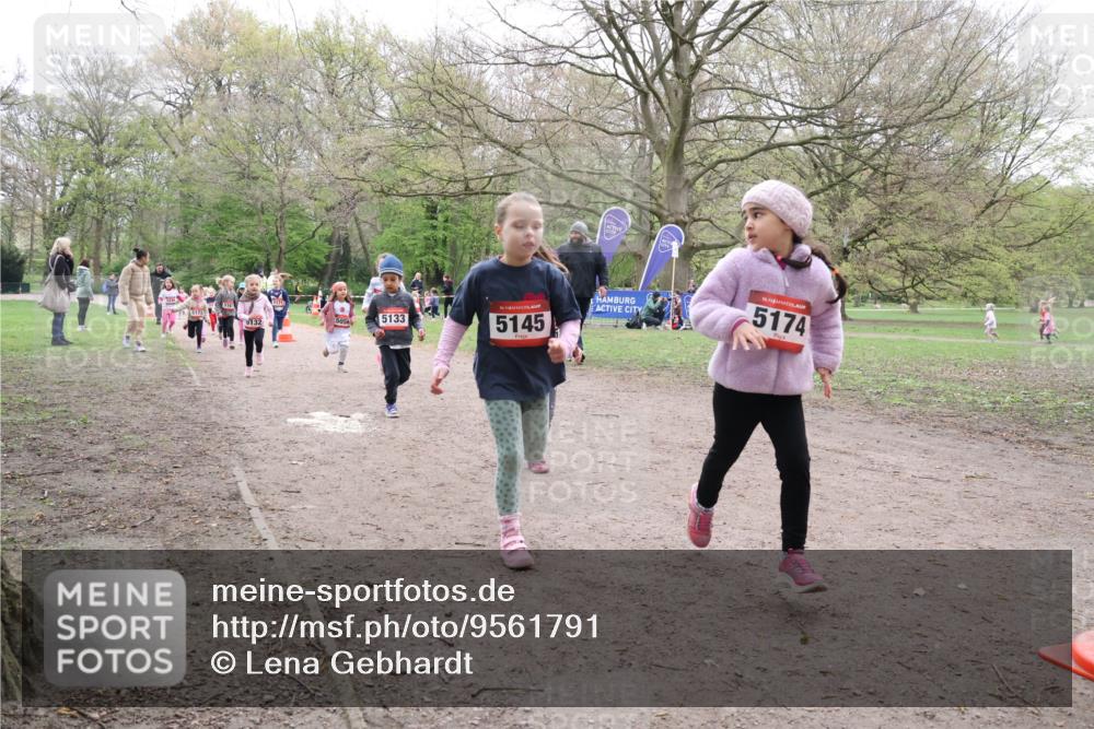 19.04.2026 - Hammer Lauf Lena Gebhardt http://msf.ph/oto/9561791 19.04.2026 09:01:22 Laufen 5173, 5132, 5133, 16, 5145, 16, 5174 meine-sportfotos.de