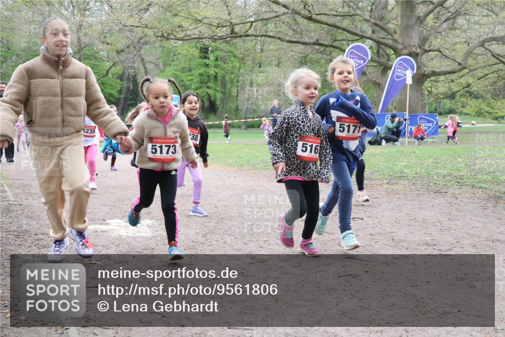 19.04.2026 - Hammer Lauf Lena Gebhardt http://msf.ph/oto/9561806 19.04.2026 09:01:26 Laufen 5239, 16, 5173, 38, 16, 516, 16, 5171 meine-sportfotos.de