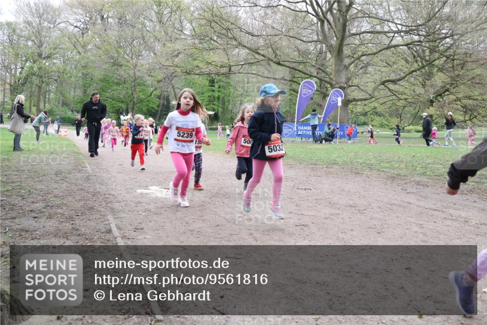 19.04.2026 - Hammer Lauf Lena Gebhardt http://msf.ph/oto/9561816 19.04.2026 09:01:28 Laufen 5239, 500, 15, 5032 meine-sportfotos.de
