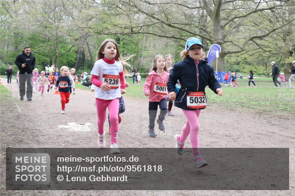19.04.2026 - Hammer Lauf Lena Gebhardt http://msf.ph/oto/9561818 19.04.2026 09:01:29 Laufen 5117, 5191, 5146, 2025, 16, 5239, 5001, 16, 5032 meine-sportfotos.de
