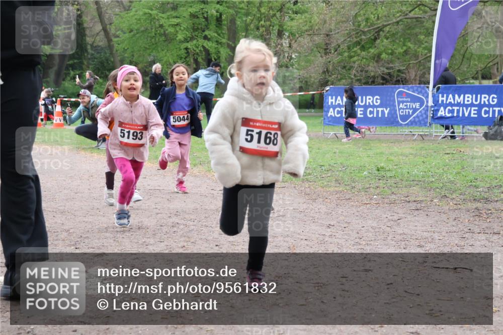 19.04.2026 - Hammer Lauf Lena Gebhardt http://msf.ph/oto/9561832 19.04.2026 09:01:32 Laufen 5193, 5044, 16, 5168 meine-sportfotos.de