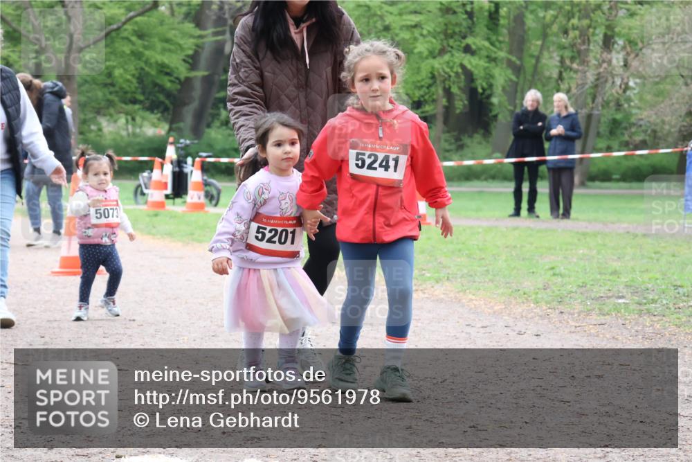 19.04.2026 - Hammer Lauf Lena Gebhardt http://msf.ph/oto/9561978 19.04.2026 09:03:06 Laufen 5073, 16, 5201, 16, 5241 meine-sportfotos.de