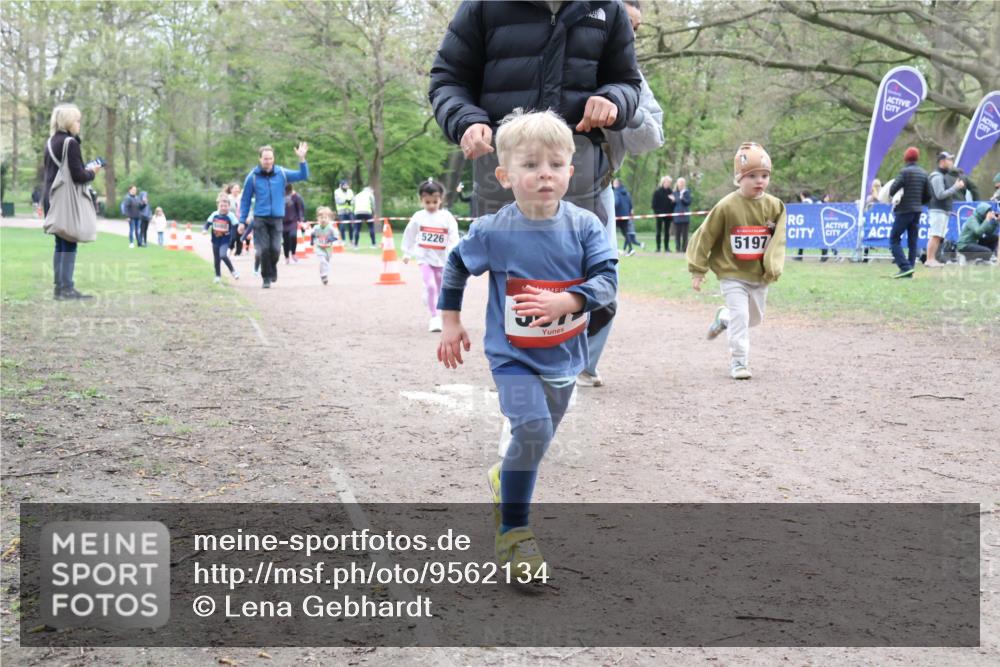 19.04.2026 - Hammer Lauf Lena Gebhardt http://msf.ph/oto/9562134 19.04.2026 09:11:40 Laufen 5226, 16, 5197 meine-sportfotos.de