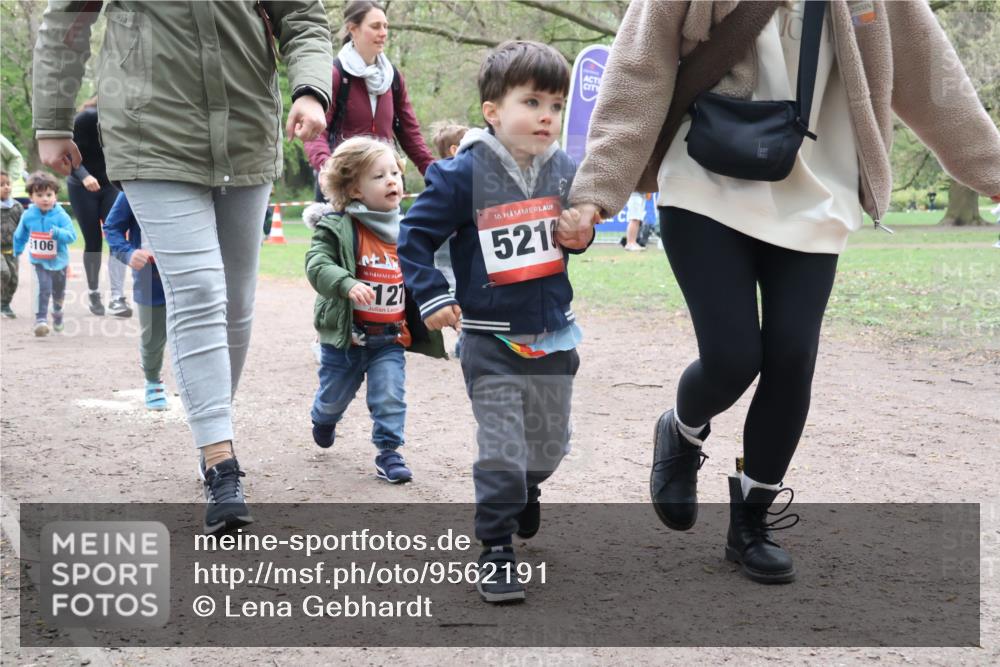 19.04.2026 - Hammer Lauf Lena Gebhardt http://msf.ph/oto/9562191 19.04.2026 09:12:09 Laufen 106, 16, 121, 16, 521 meine-sportfotos.de