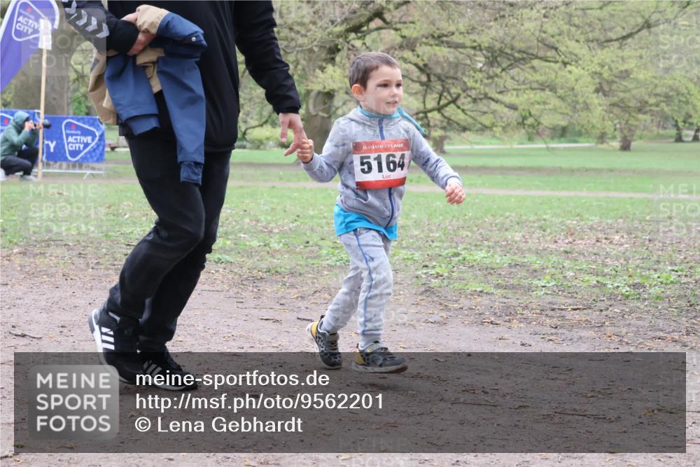 19.04.2026 - Hammer Lauf Lena Gebhardt http://msf.ph/oto/9562201 19.04.2026 09:12:15 Laufen 16, 5164 meine-sportfotos.de