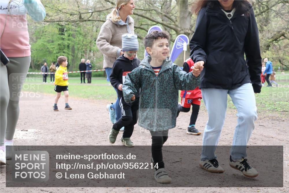 19.04.2026 - Hammer Lauf Lena Gebhardt http://msf.ph/oto/9562214 19.04.2026 09:12:22 Laufen  meine-sportfotos.de