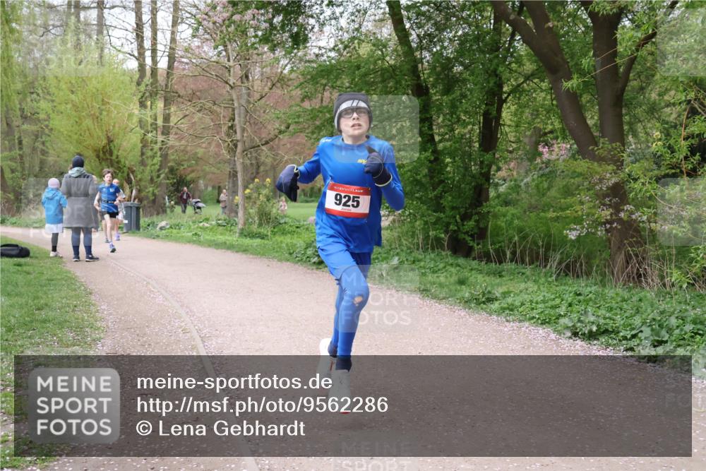 19.04.2026 - Hammer Lauf Lena Gebhardt http://msf.ph/oto/9562286 19.04.2026 09:24:22 Laufen 16, 925 meine-sportfotos.de