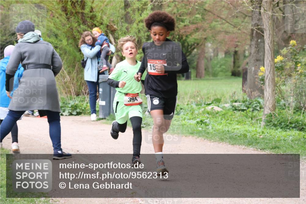 19.04.2026 - Hammer Lauf Lena Gebhardt http://msf.ph/oto/9562313 19.04.2026 09:24:36 Laufen 15, 394 meine-sportfotos.de