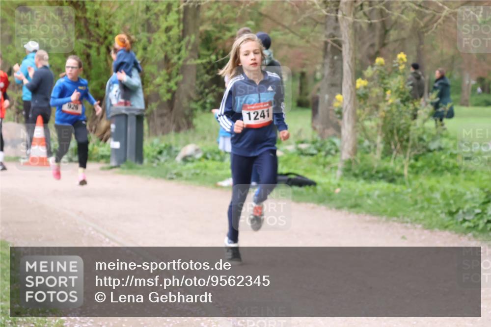 19.04.2026 - Hammer Lauf Lena Gebhardt http://msf.ph/oto/9562345 19.04.2026 09:25:00 Laufen 926, 1241 meine-sportfotos.de