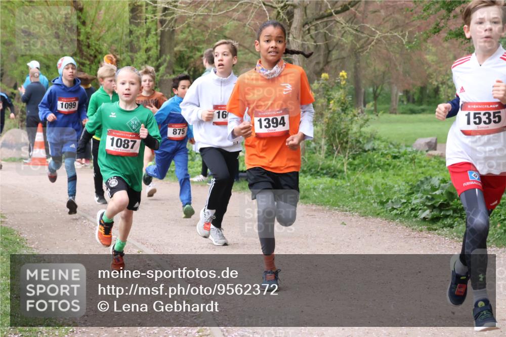 19.04.2026 - Hammer Lauf Lena Gebhardt http://msf.ph/oto/9562372 19.04.2026 09:25:12 Laufen 1099, 1087, 875, 16, 16, 1394, 16, 1535 meine-sportfotos.de