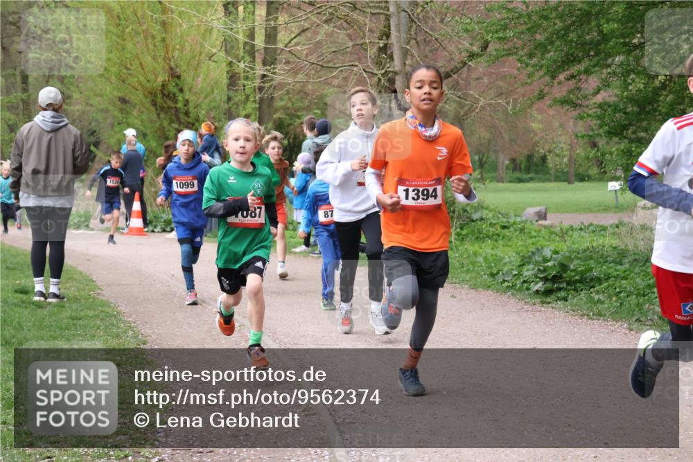 19.04.2026 - Hammer Lauf Lena Gebhardt http://msf.ph/oto/9562374 19.04.2026 09:25:12 Laufen 1526, 1099, 087, 87, 16, 1394 meine-sportfotos.de