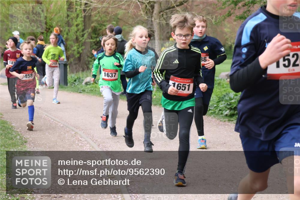 19.04.2026 - Hammer Lauf Lena Gebhardt http://msf.ph/oto/9562390 19.04.2026 09:25:18 Laufen 181, 458, 015, 1637, 16, 1651, 38, 152 meine-sportfotos.de