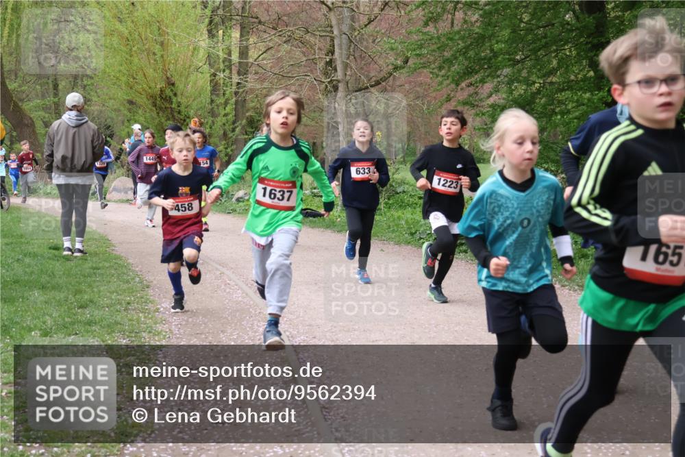 19.04.2026 - Hammer Lauf Lena Gebhardt http://msf.ph/oto/9562394 19.04.2026 09:25:19 Laufen 1449, 154, 1804, 458, 1637, 633, 1223, 165 meine-sportfotos.de