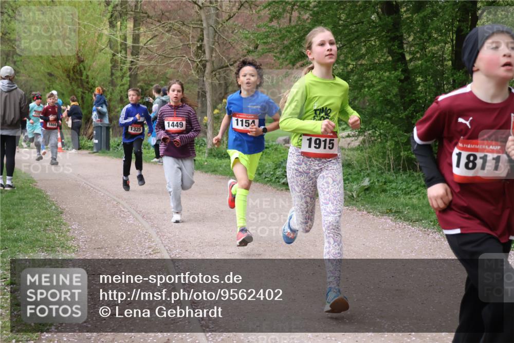 19.04.2026 - Hammer Lauf Lena Gebhardt http://msf.ph/oto/9562402 19.04.2026 09:25:22 Laufen 117, 1804, 1325, 1449, 1154, 1915, 16, 1811 meine-sportfotos.de