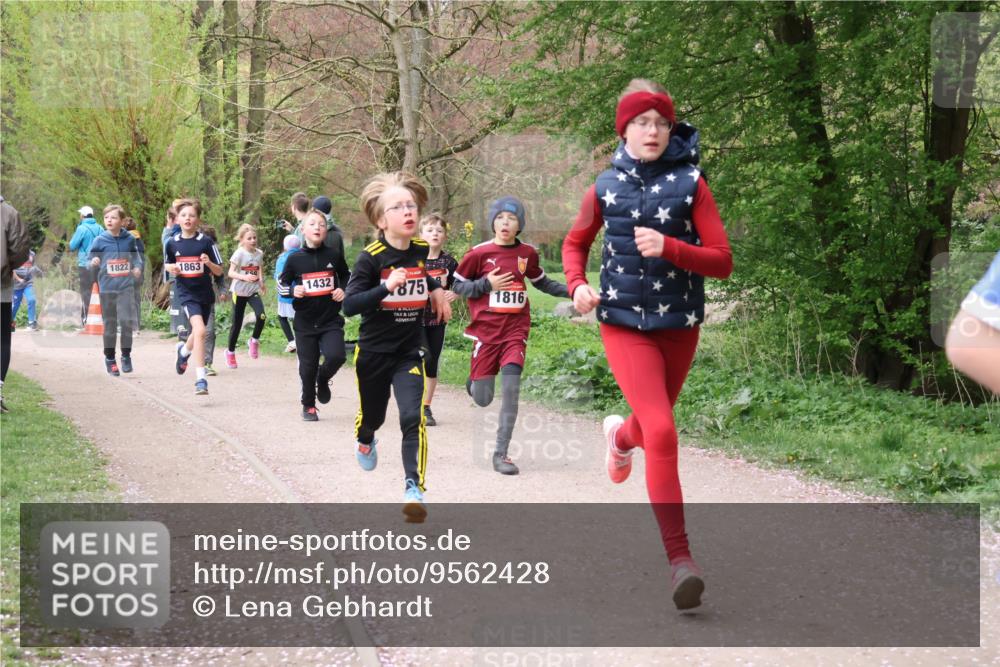 19.04.2026 - Hammer Lauf Lena Gebhardt http://msf.ph/oto/9562428 19.04.2026 09:25:32 Laufen 1822, 1863, 1432, 875, 1816 meine-sportfotos.de