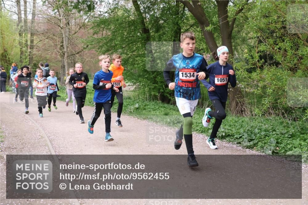 19.04.2026 - Hammer Lauf Lena Gebhardt http://msf.ph/oto/9562455 19.04.2026 09:25:40 Laufen 1530, 1756, 1478, 19, 1531, 16, 1534, 16, 1051 meine-sportfotos.de