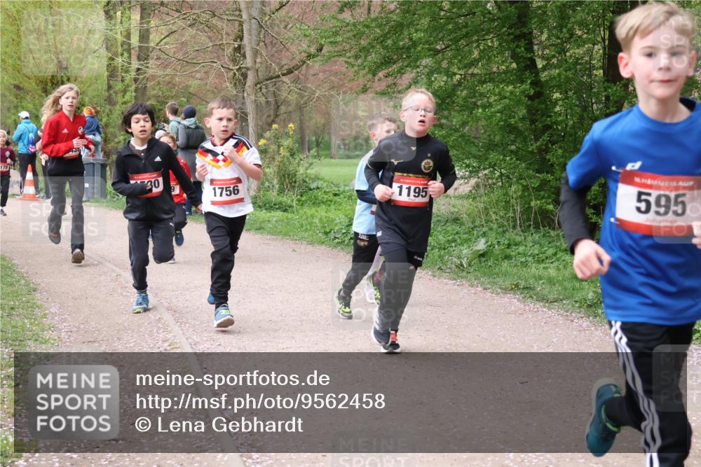 19.04.2026 - Hammer Lauf Lena Gebhardt http://msf.ph/oto/9562458 19.04.2026 09:25:41 Laufen 178, 30, 9, 1756, 16, 1195, 16, 595 meine-sportfotos.de