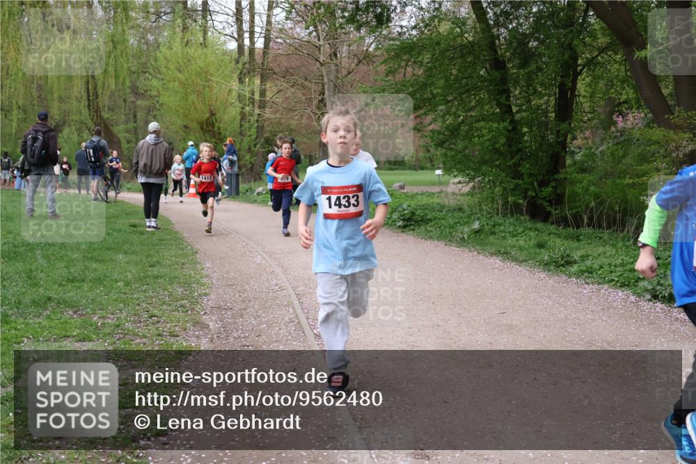 19.04.2026 - Hammer Lauf Lena Gebhardt http://msf.ph/oto/9562480 19.04.2026 09:25:51 Laufen 1412, 579, 16, 1433 meine-sportfotos.de