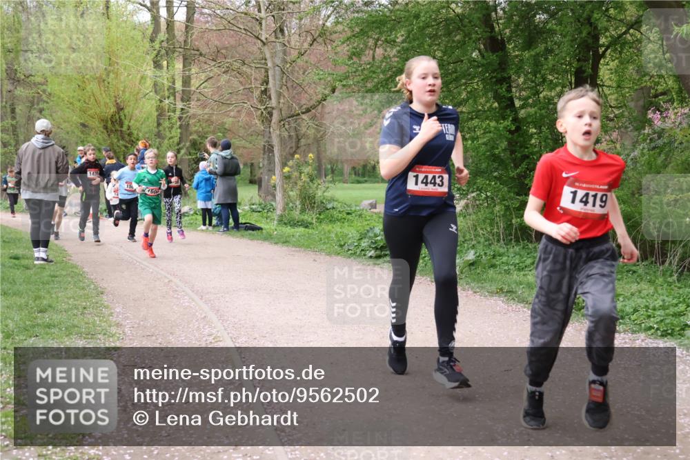 19.04.2026 - Hammer Lauf Lena Gebhardt http://msf.ph/oto/9562502 19.04.2026 09:25:59 Laufen 1435, 15, 160, 16, 1443, 16, 1419 meine-sportfotos.de