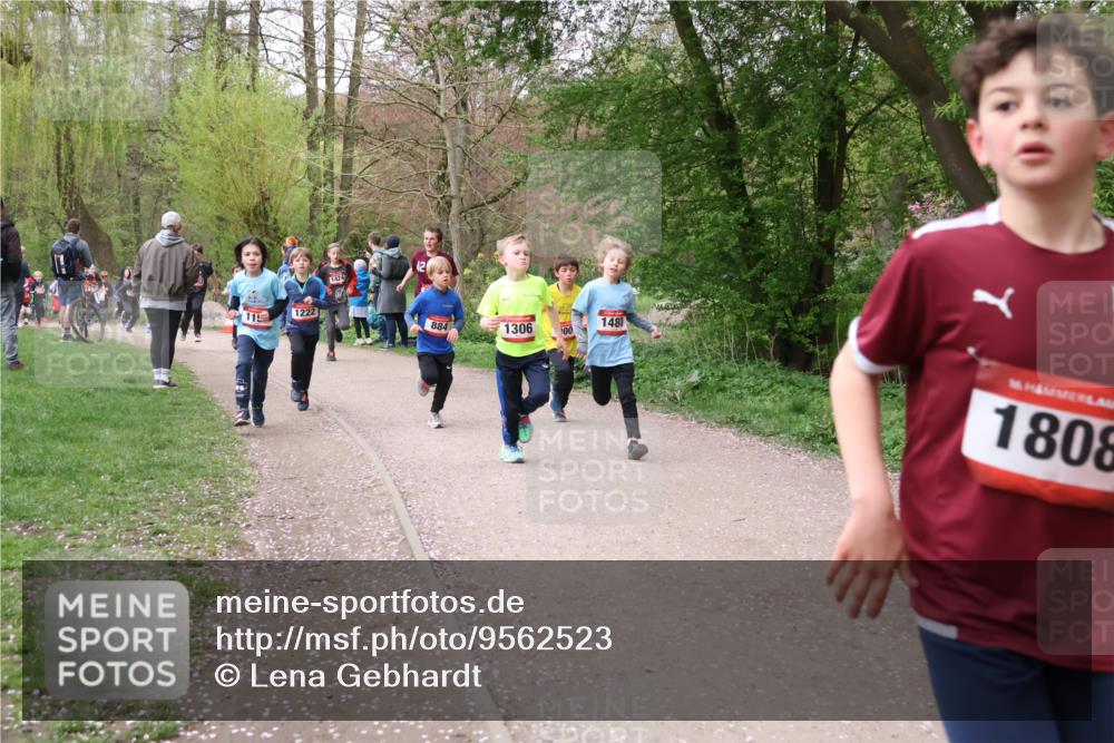 19.04.2026 - Hammer Lauf Lena Gebhardt http://msf.ph/oto/9562523 19.04.2026 09:26:07 Laufen 119, 1222, 1424, 42, 884, 1306, 00, 1480, 1808 meine-sportfotos.de