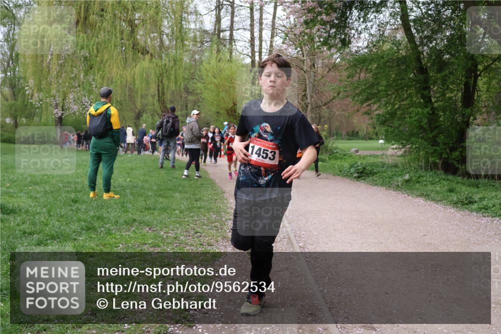 19.04.2026 - Hammer Lauf Lena Gebhardt http://msf.ph/oto/9562534 19.04.2026 09:26:11 Laufen 16, 1453 meine-sportfotos.de