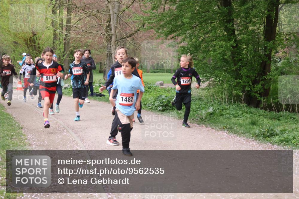 19.04.2026 - Hammer Lauf Lena Gebhardt http://msf.ph/oto/9562535 19.04.2026 09:26:12 Laufen 014, 911, 1309, 14, 1482, 1205 meine-sportfotos.de