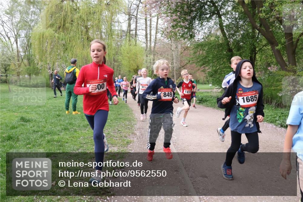 19.04.2026 - Hammer Lauf Lena Gebhardt http://msf.ph/oto/9562550 19.04.2026 09:26:16 Laufen 16, 500, 917, 16, 849, 1415, 16, 1685 meine-sportfotos.de