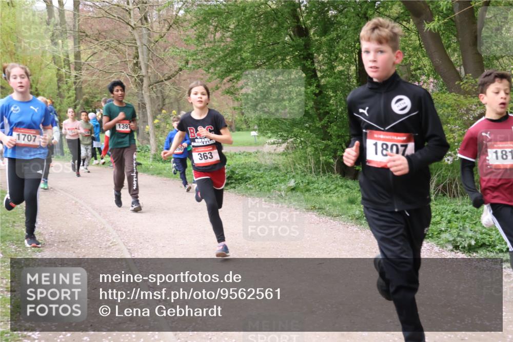 19.04.2026 - Hammer Lauf Lena Gebhardt http://msf.ph/oto/9562561 19.04.2026 09:26:20 Laufen 1707, 1397, 16, 90, 363, 1807, 181 meine-sportfotos.de
