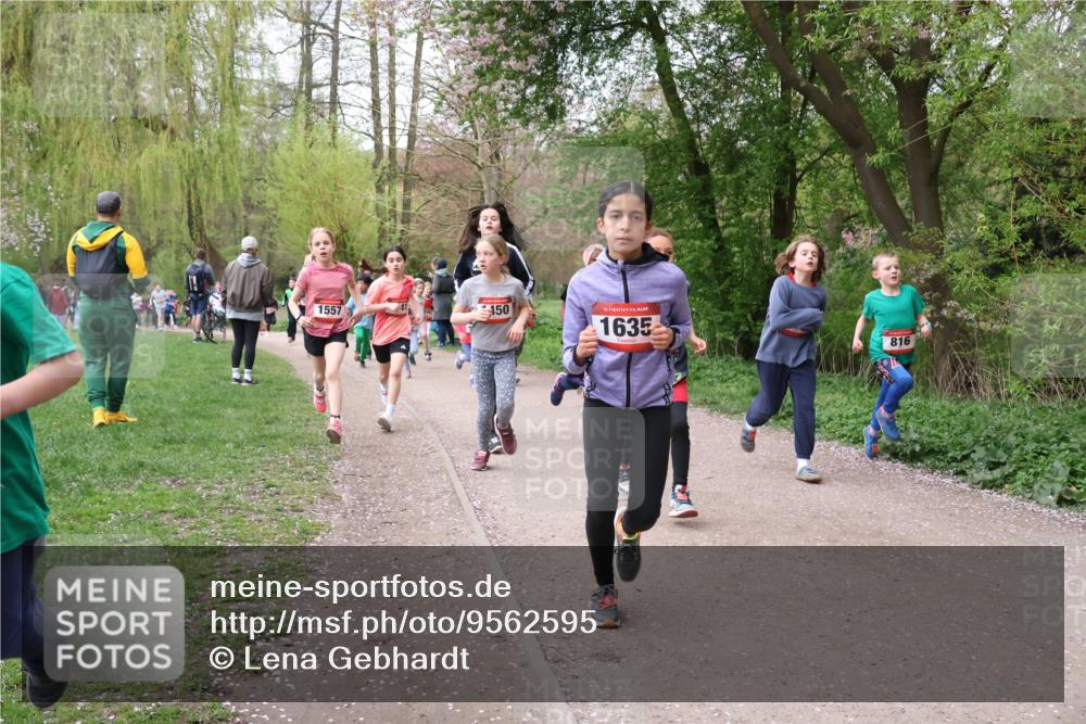 19.04.2026 - Hammer Lauf Lena Gebhardt http://msf.ph/oto/9562595 19.04.2026 09:26:30 Laufen 1557, 450, 16, 1635, 816 meine-sportfotos.de