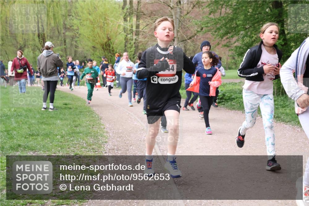 19.04.2026 - Hammer Lauf Lena Gebhardt http://msf.ph/oto/9562653 19.04.2026 09:26:46 Laufen 138, 1245, 1882 meine-sportfotos.de